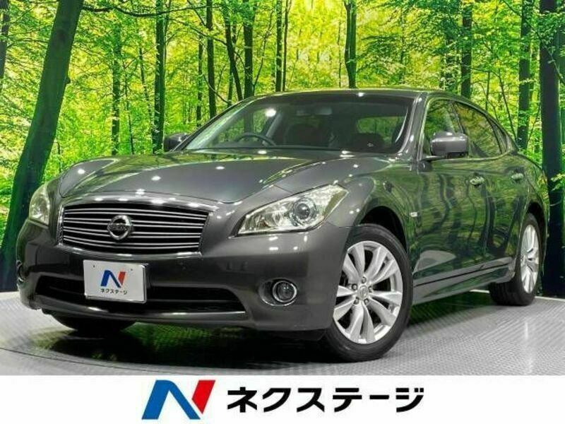 NISSAN FUGA