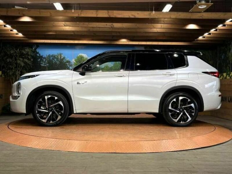 OUTLANDER PHEV