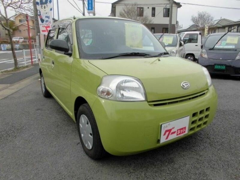 DAIHATSU ESSE