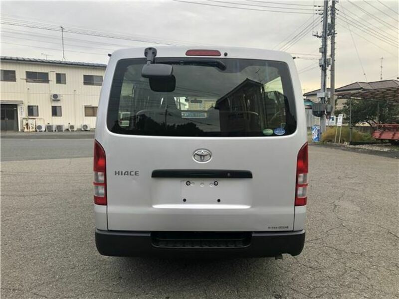 HIACE VAN