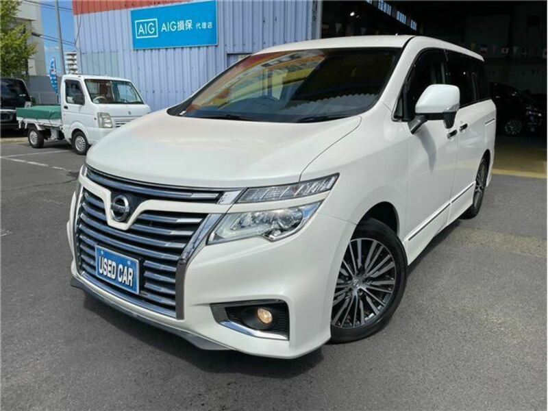 NISSAN ELGRAND