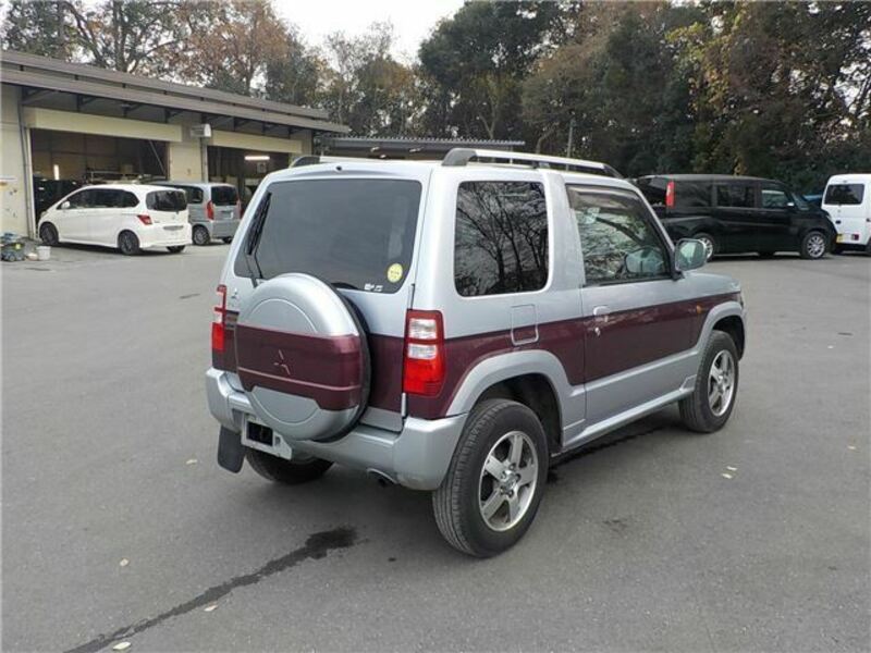 PAJERO MINI