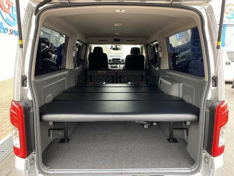 NV350 CARAVAN WAGON