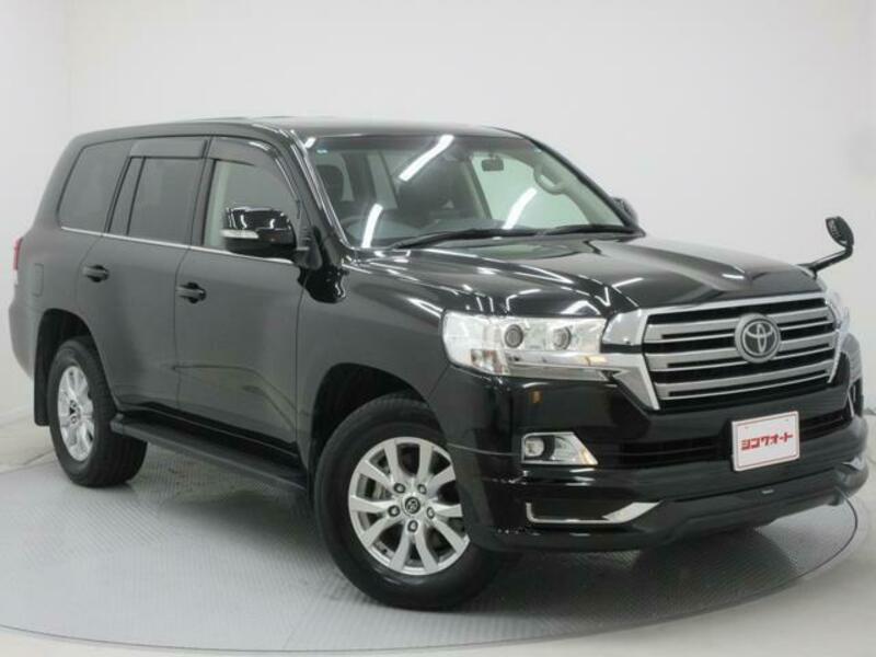 LAND CRUISER