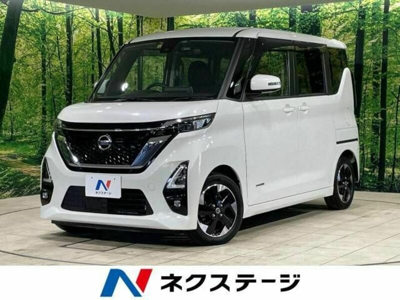 NISSAN ROOX