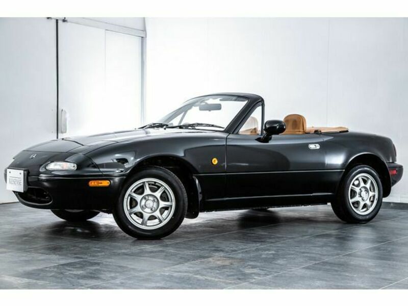 EUNOS ROADSTER