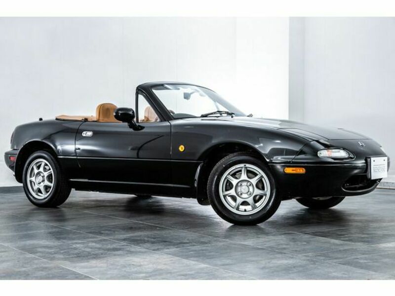 EUNOS ROADSTER