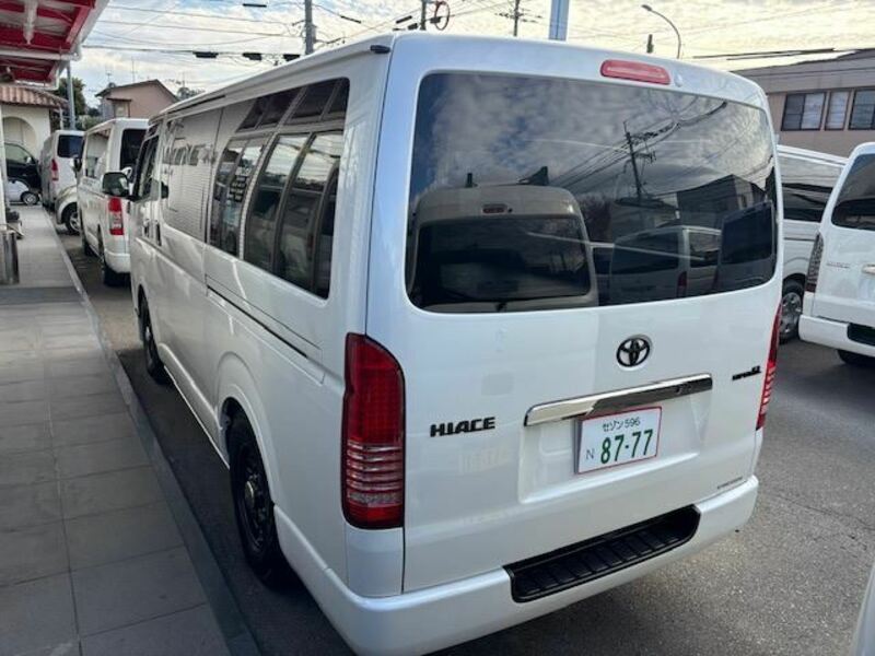 HIACE VAN