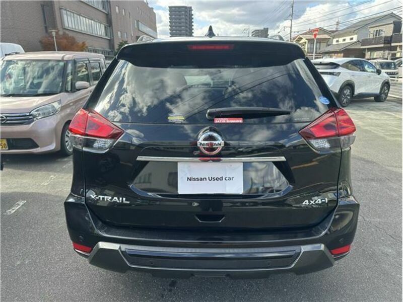 X-TRAIL