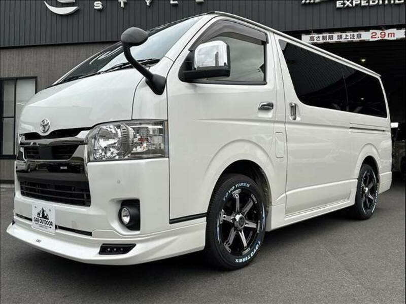 HIACE VAN