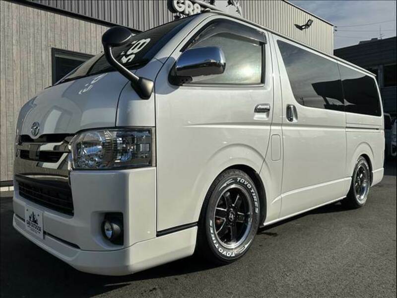 HIACE VAN