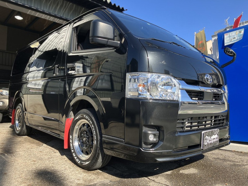 HIACE VAN