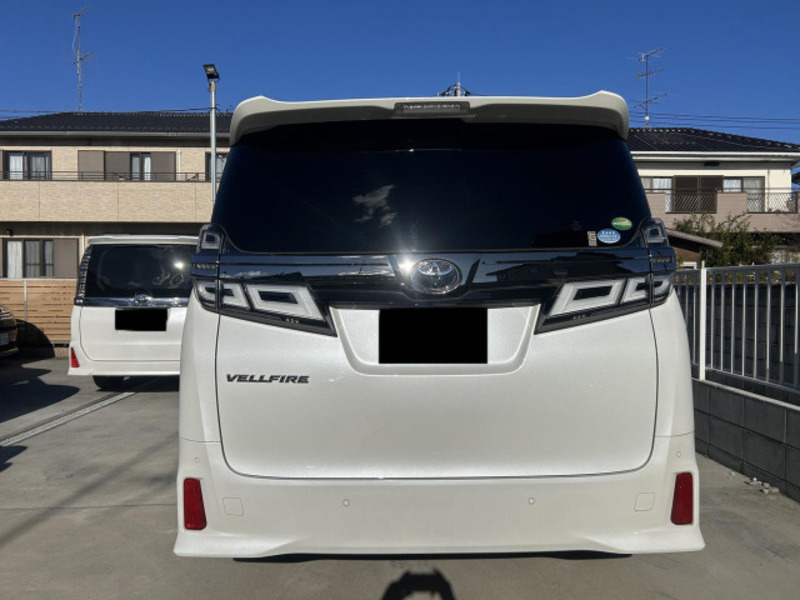 VELLFIRE