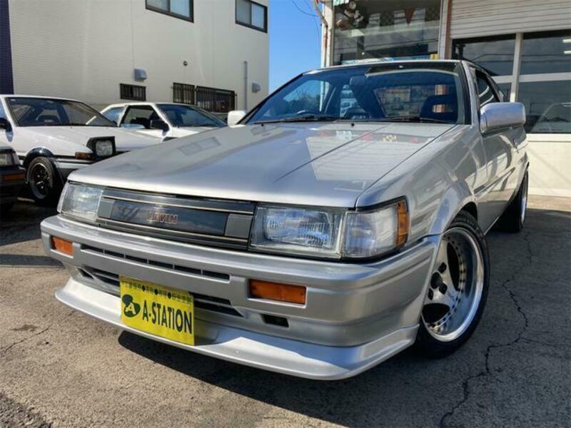 TOYOTA COROLLA LEVIN