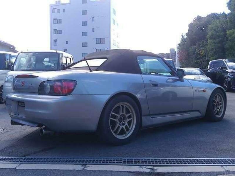 S2000