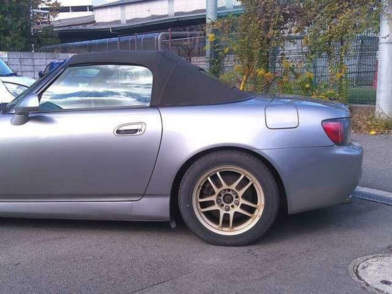 S2000