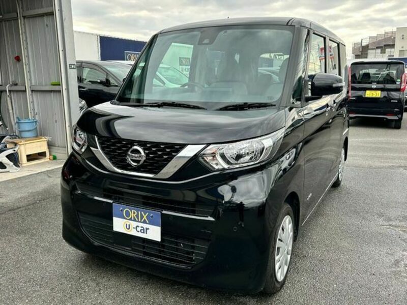 NISSAN ROOX