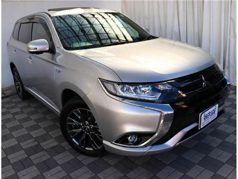 OUTLANDER PHEV