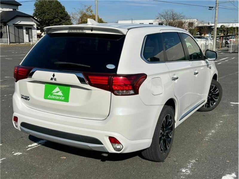 OUTLANDER PHEV