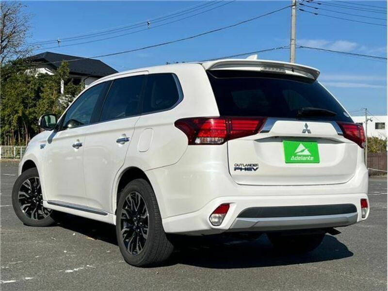 OUTLANDER PHEV