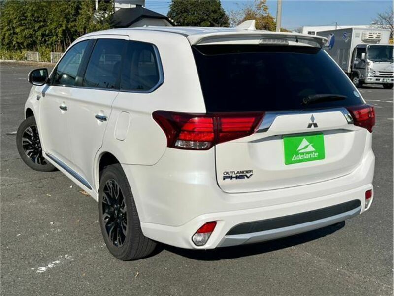 OUTLANDER PHEV