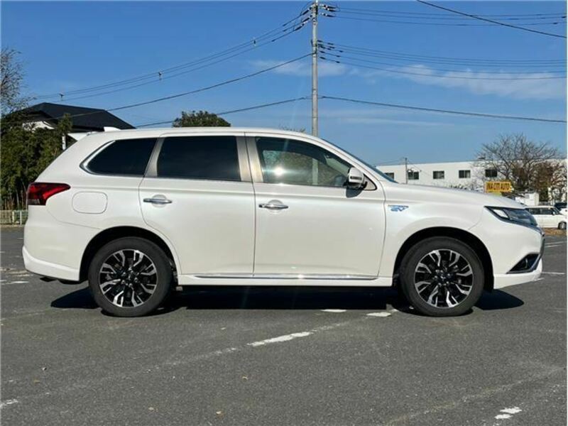 OUTLANDER PHEV