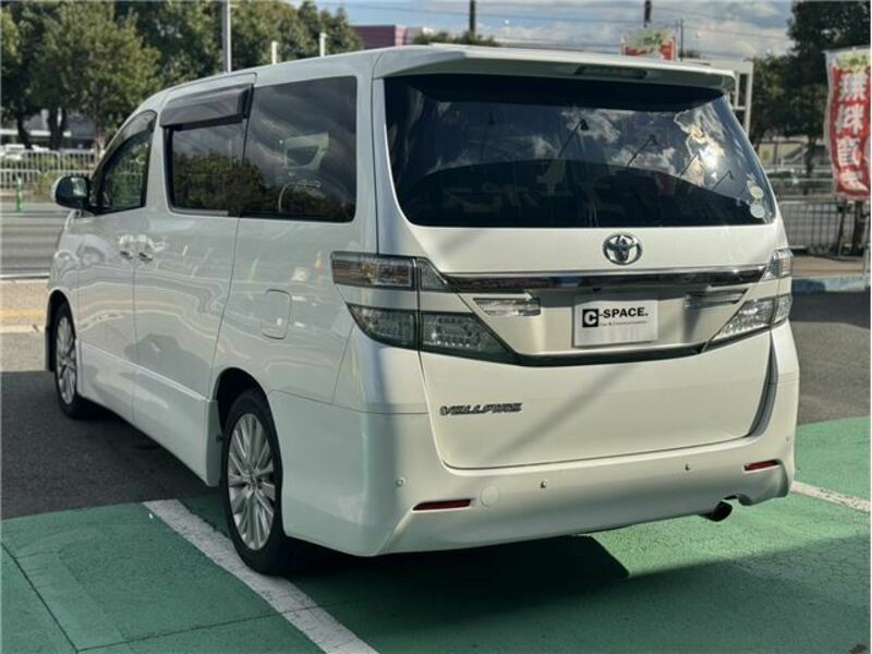 VELLFIRE