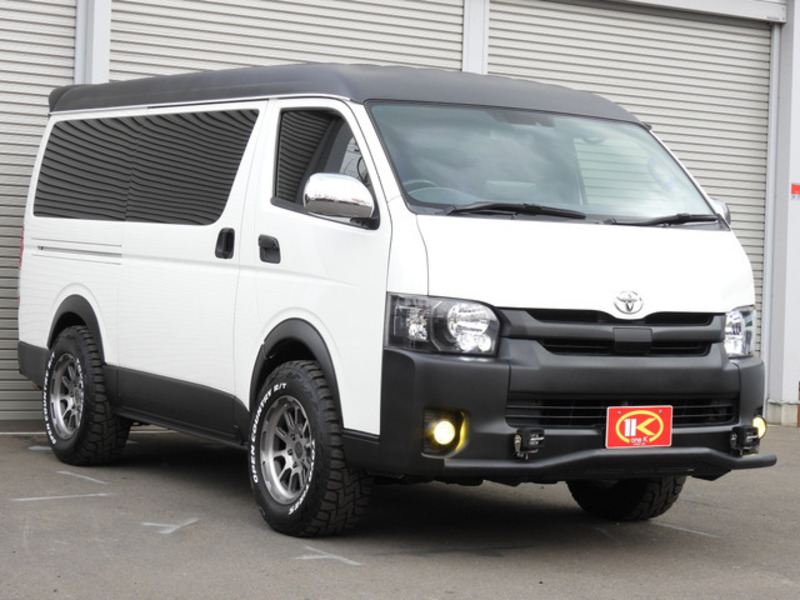 HIACE VAN