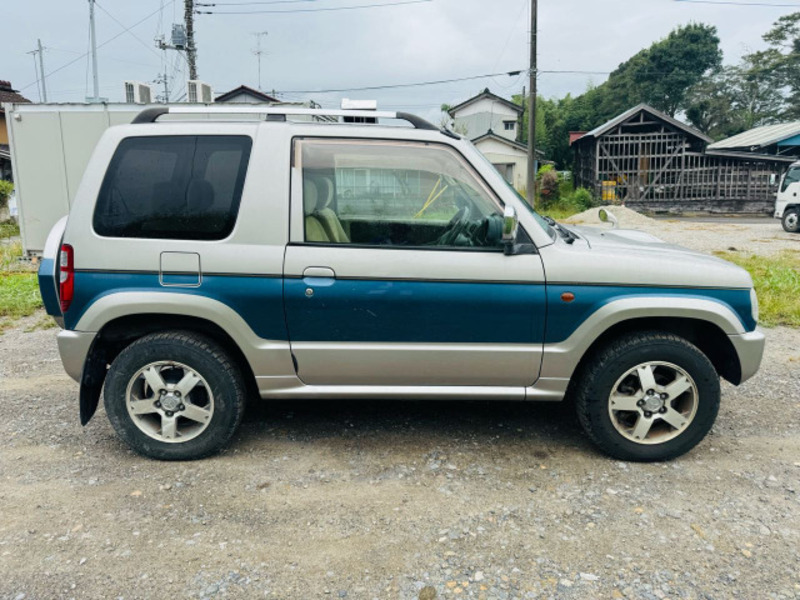 PAJERO MINI