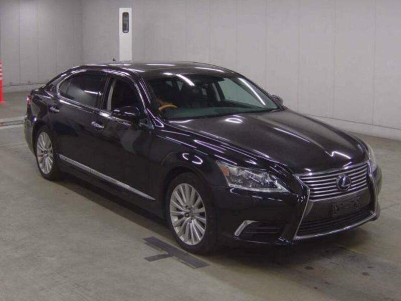 LEXUS LS