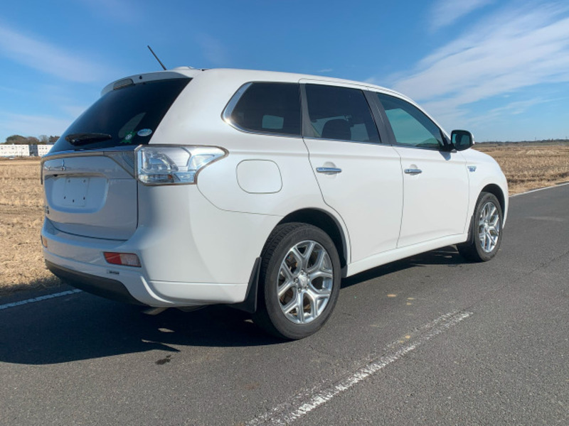 OUTLANDER PHEV