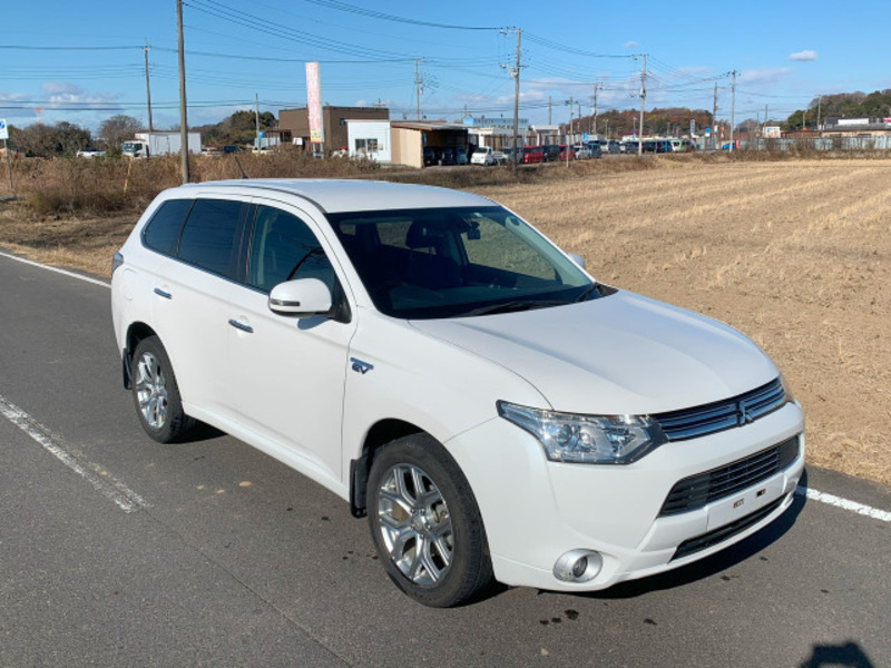 OUTLANDER PHEV