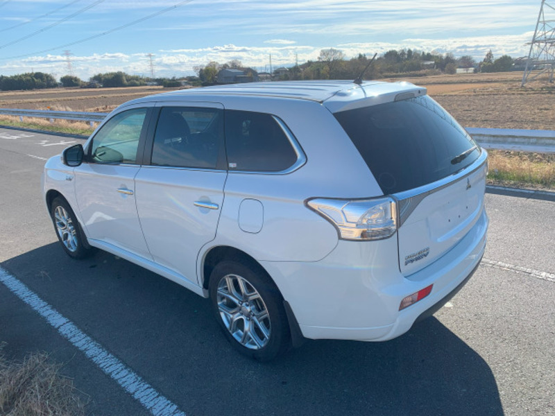 OUTLANDER PHEV