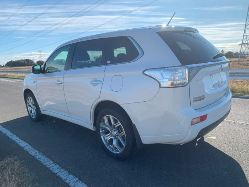 OUTLANDER PHEV