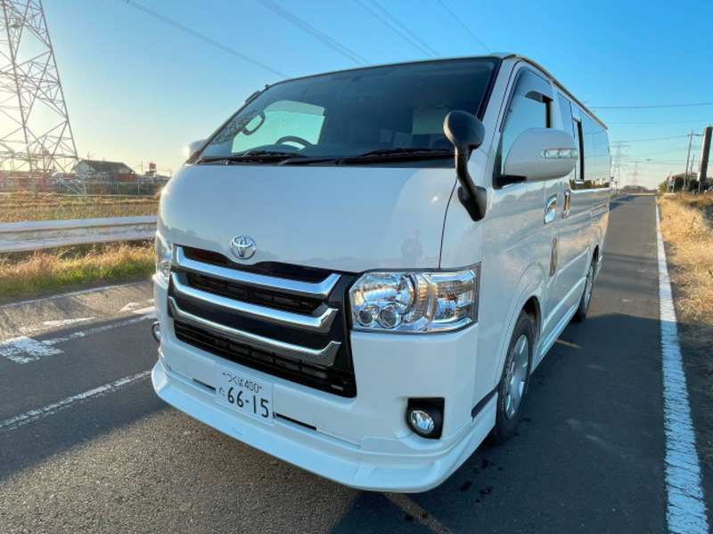 HIACE VAN