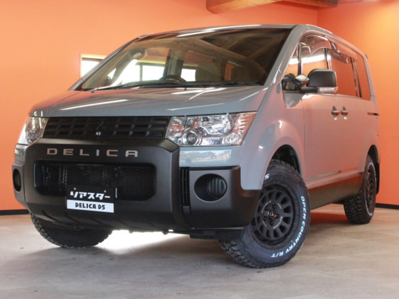 MITSUBISHI DELICA D5