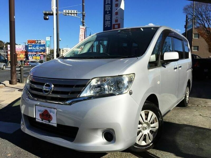 NISSAN SERENA