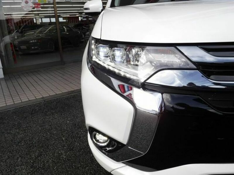 OUTLANDER PHEV