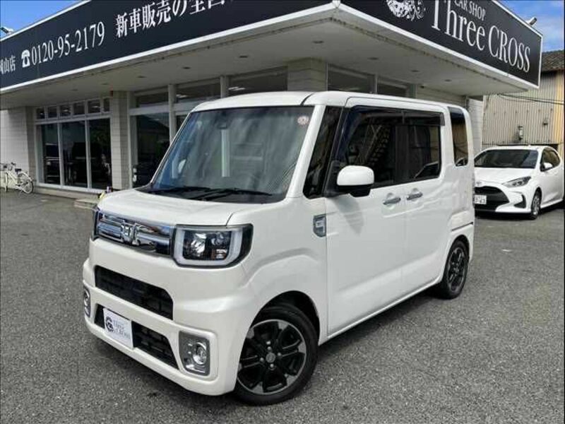 DAIHATSU WAKE