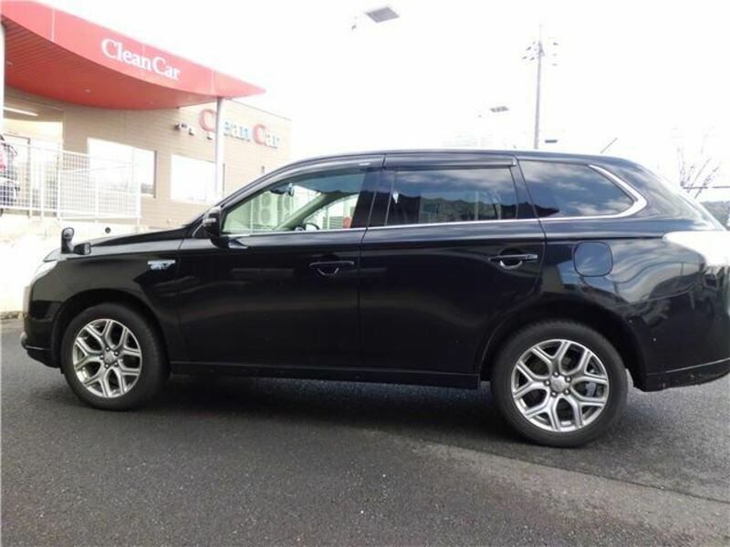 OUTLANDER PHEV