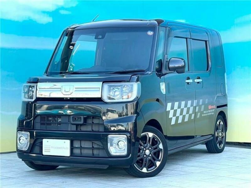 DAIHATSU WAKE