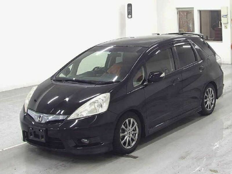 HONDA FIT SHUTTLE