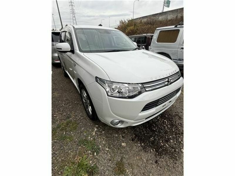 OUTLANDER PHEV