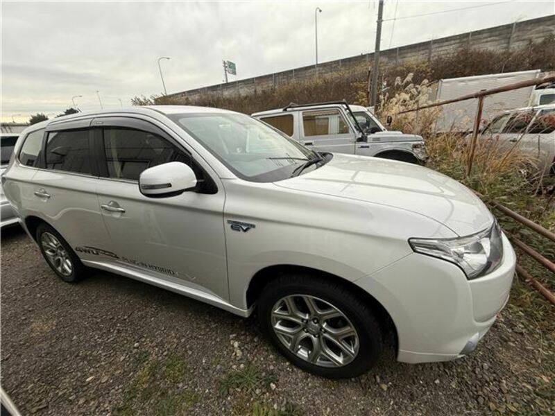 OUTLANDER PHEV