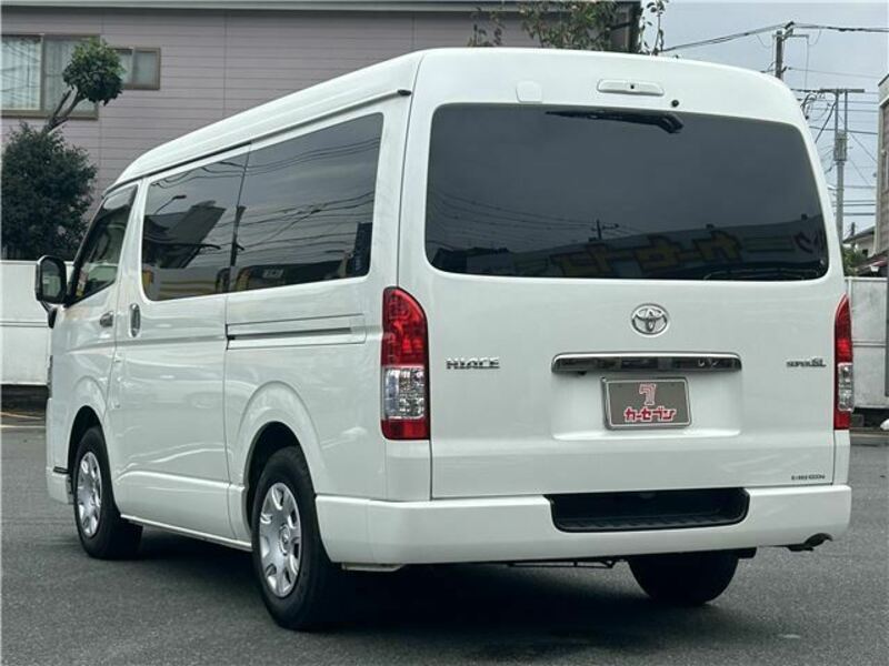 HIACE VAN