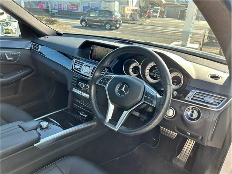 E-CLASS