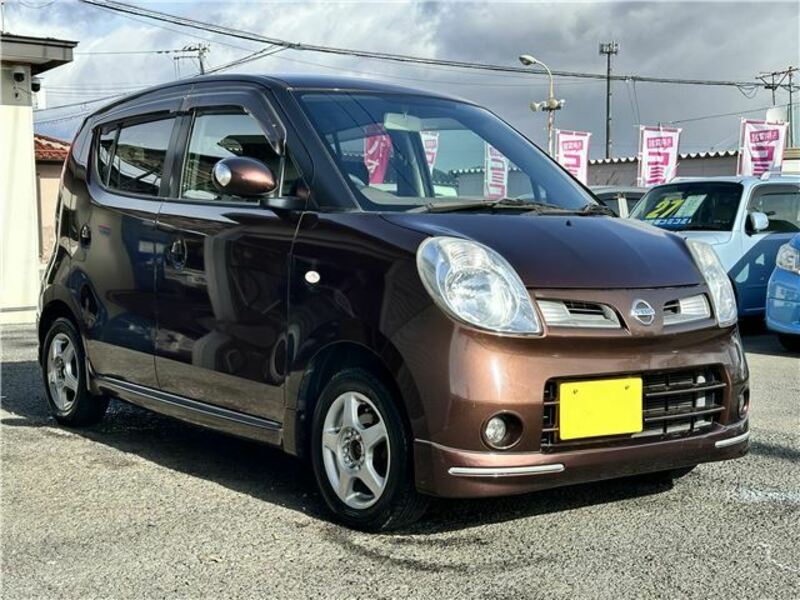 NISSAN MOCO