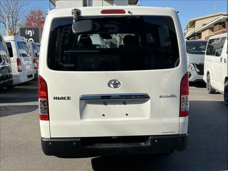 HIACE VAN