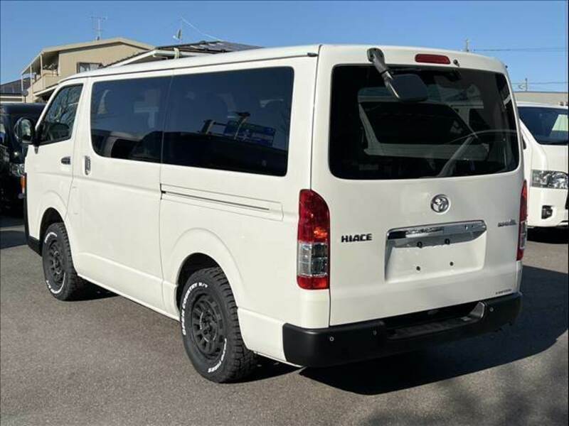 HIACE VAN