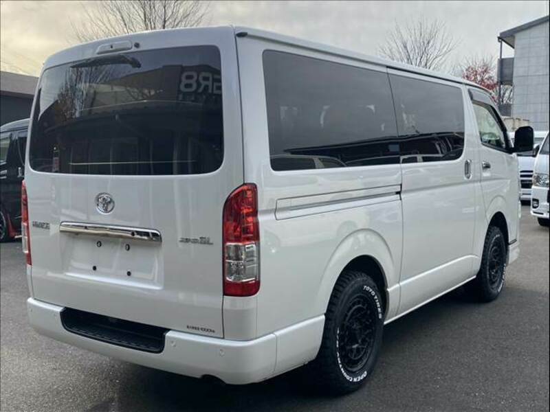 HIACE VAN